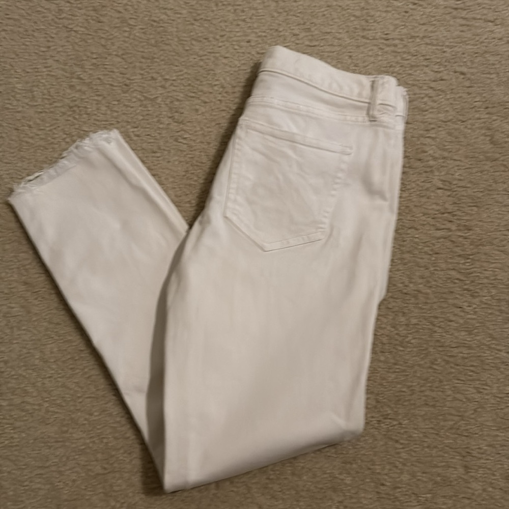 ✨✨ EUC ✨✨ White Gap ankle jean - Picture 3 of 5